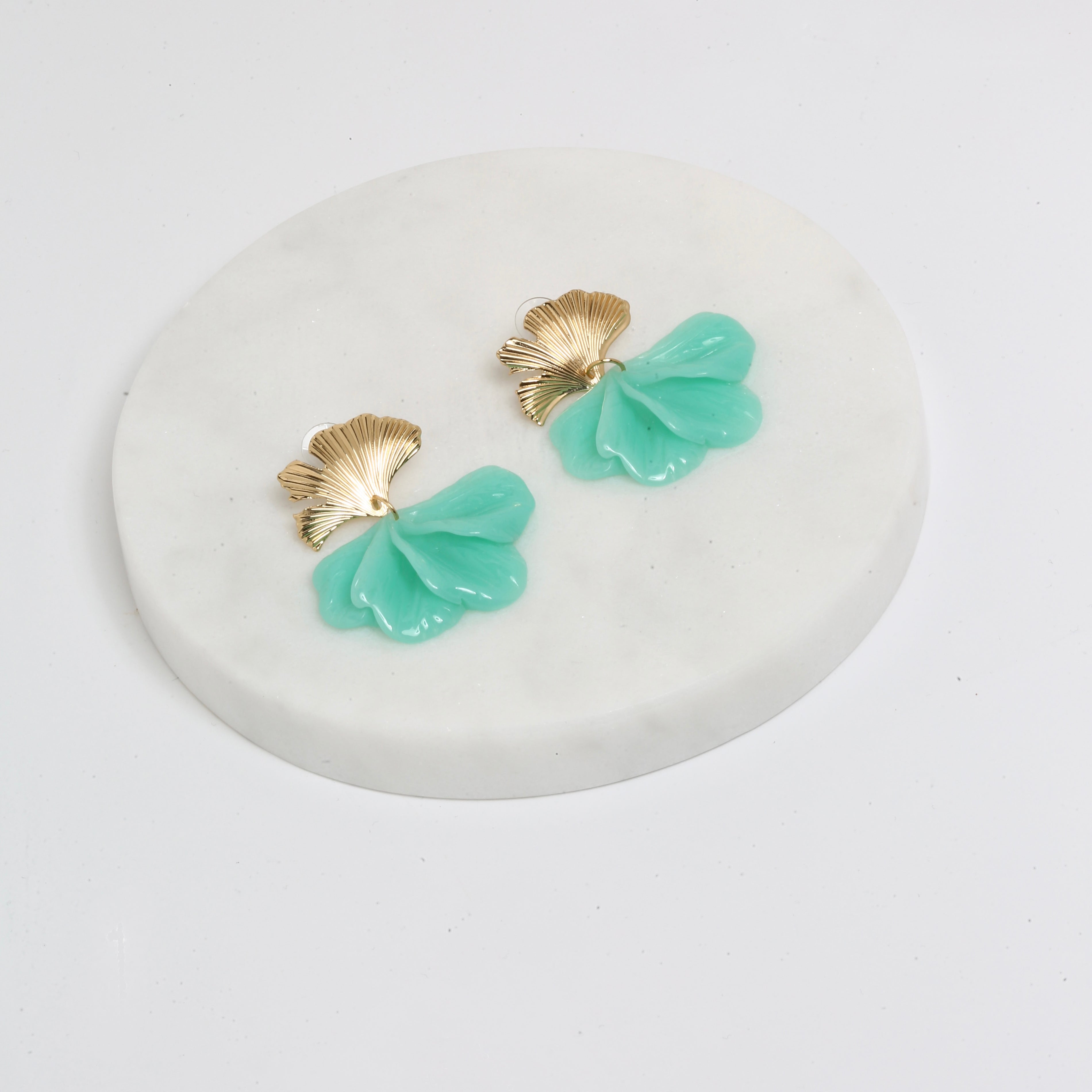 Fan earrings