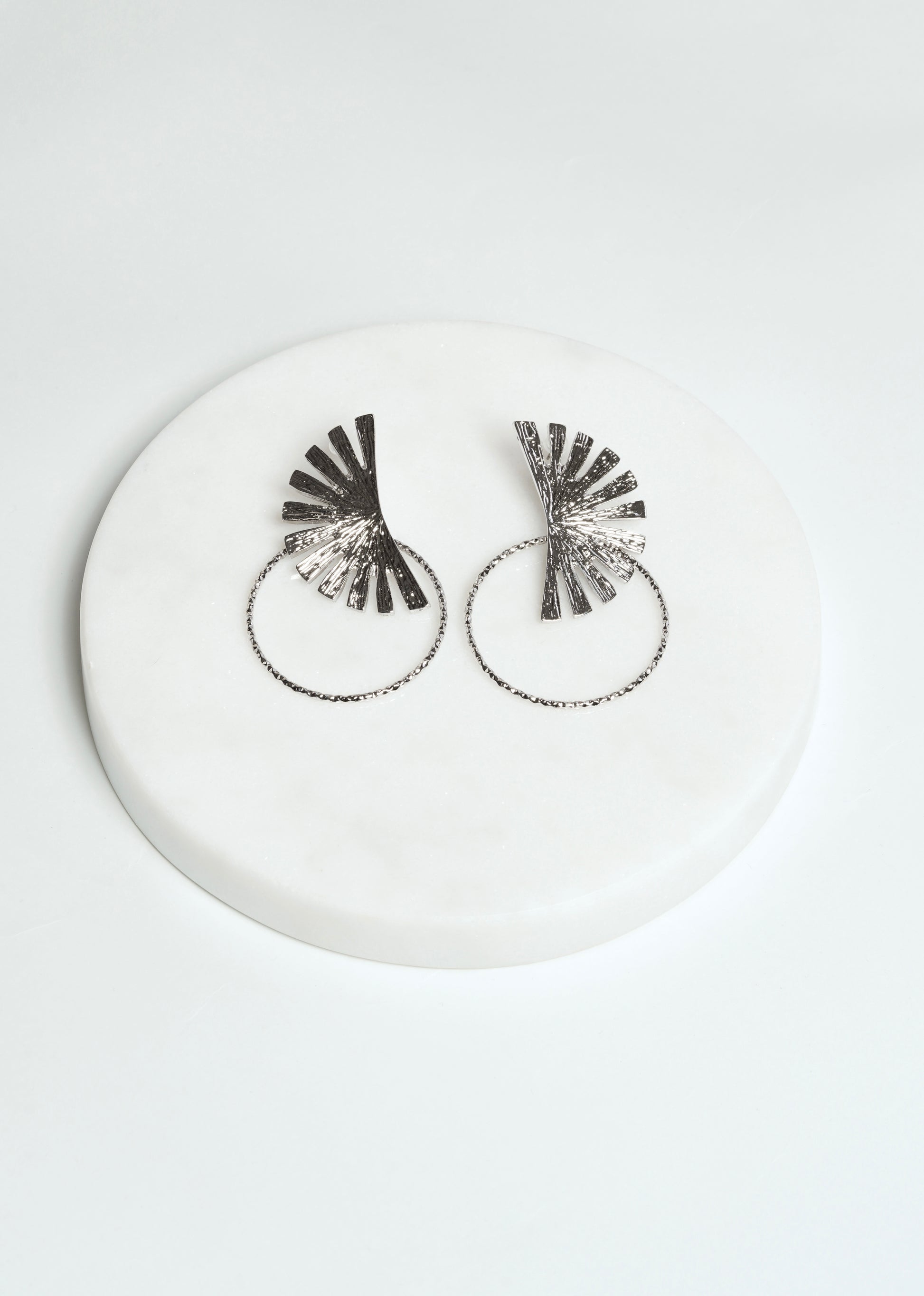 Modern escape earrings