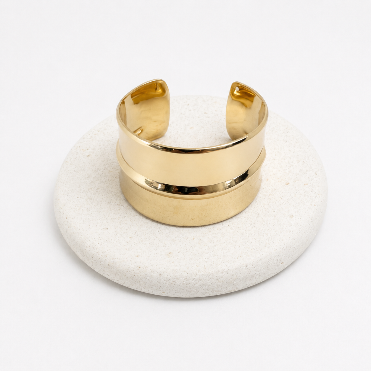 Bold Hand cuff