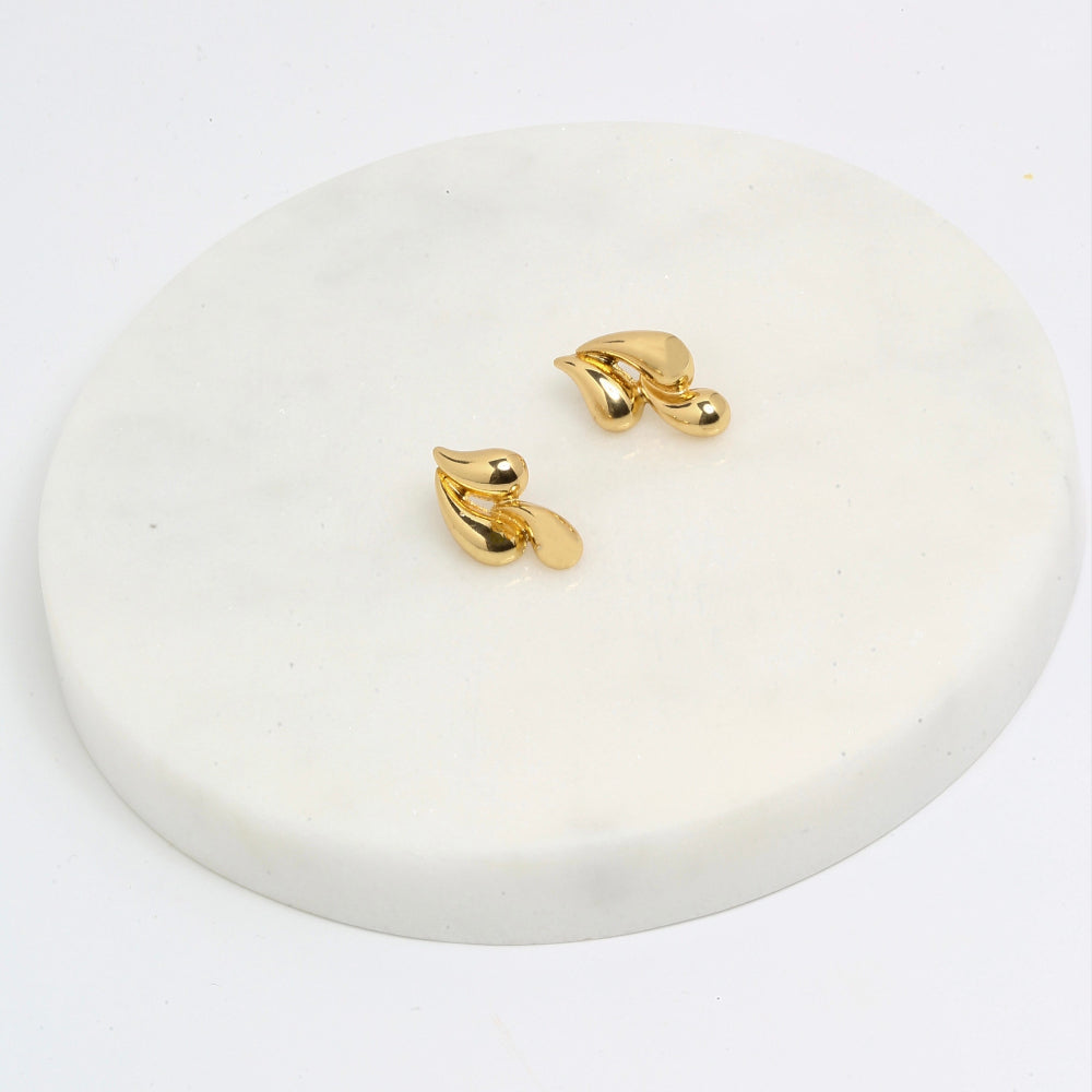 Triple teardrop studs