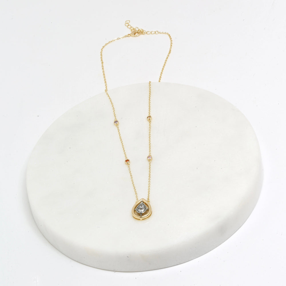 Teardrop necklace
