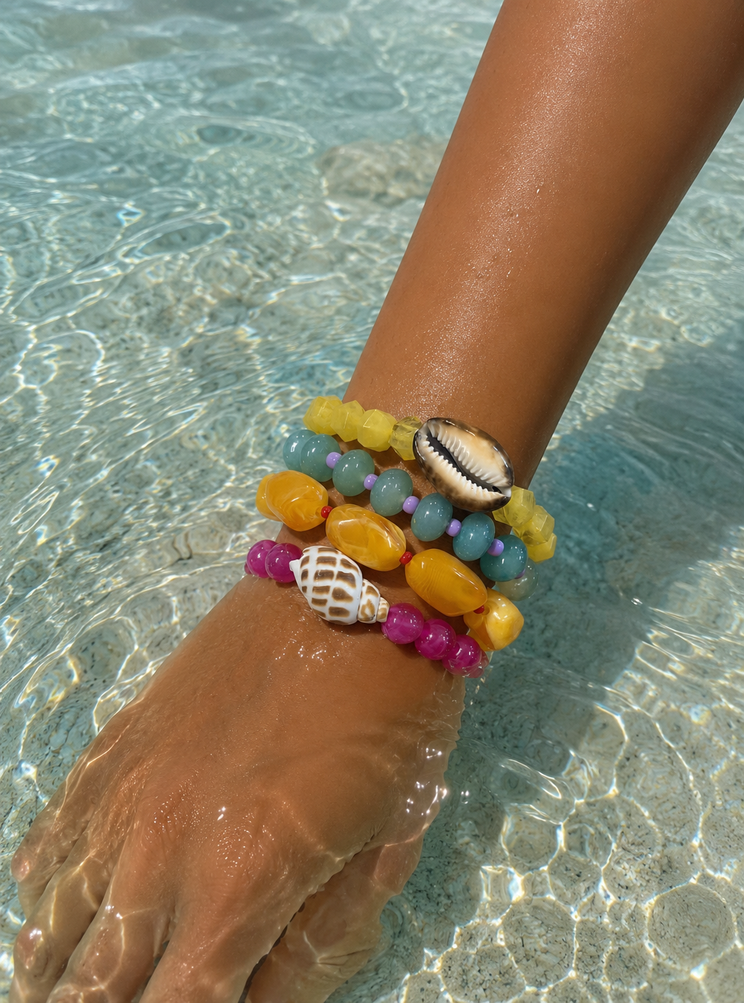 Set of 4 chunky bracelets