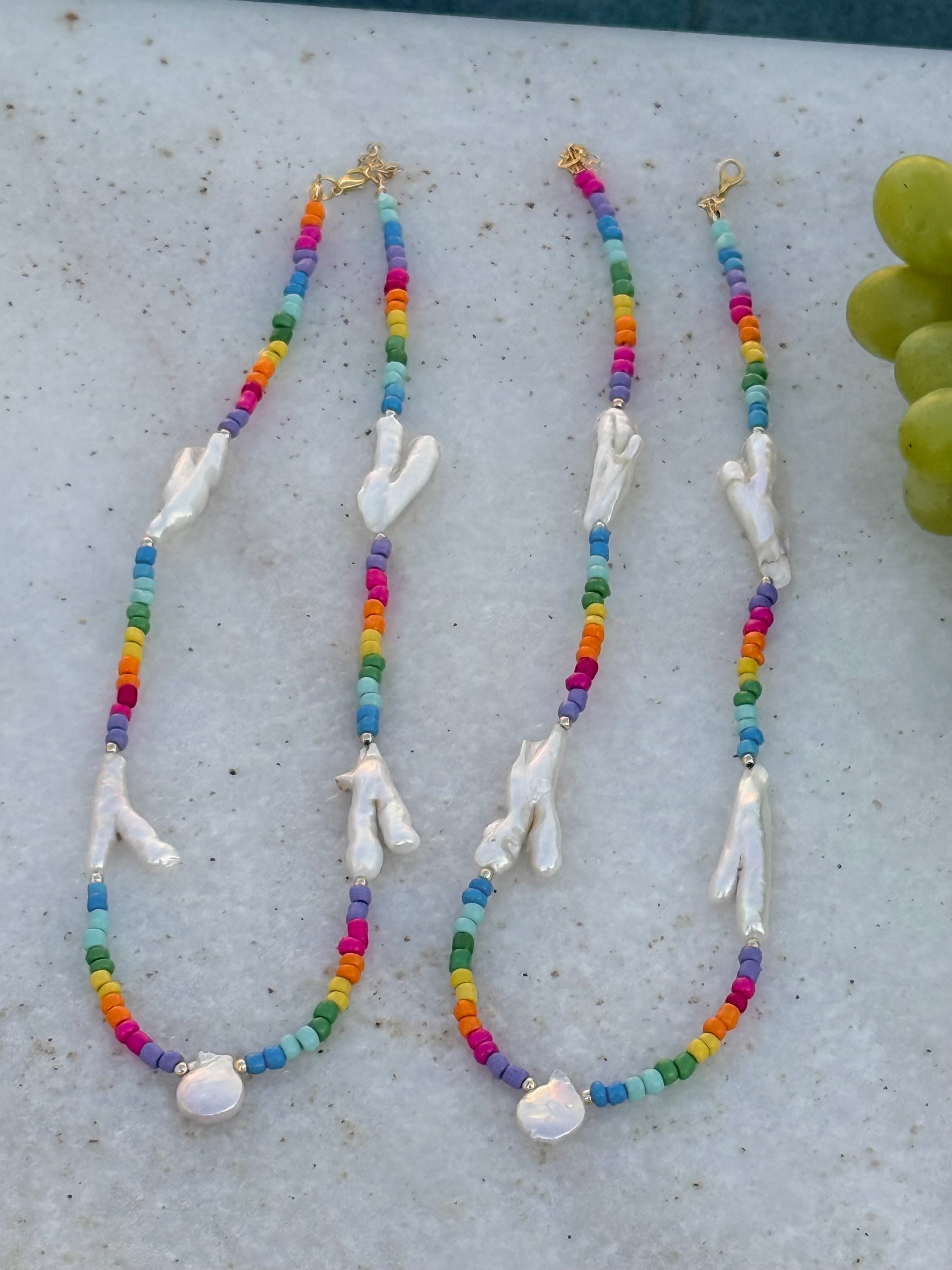 Colorful pearl necklace
