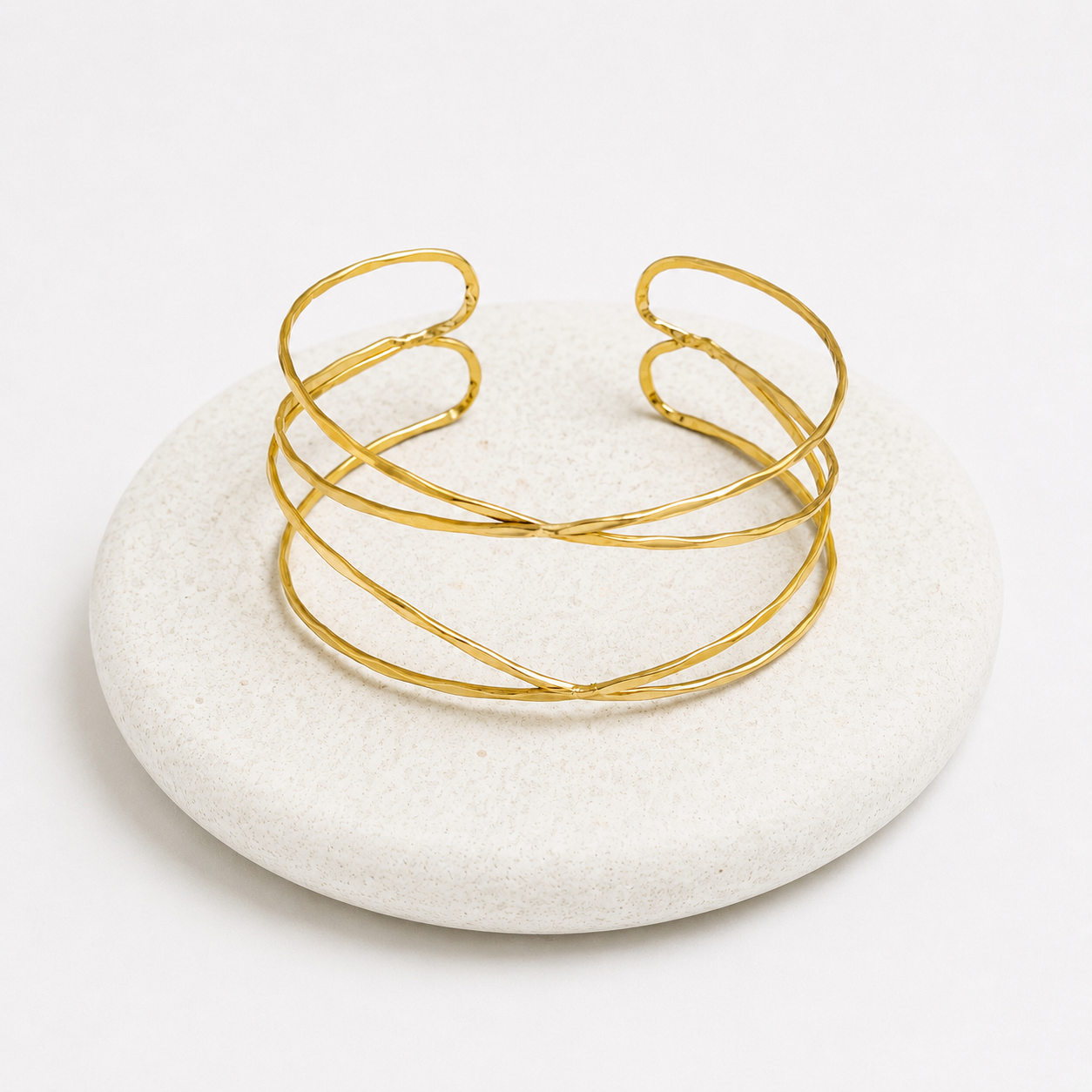 Wired arm cuff