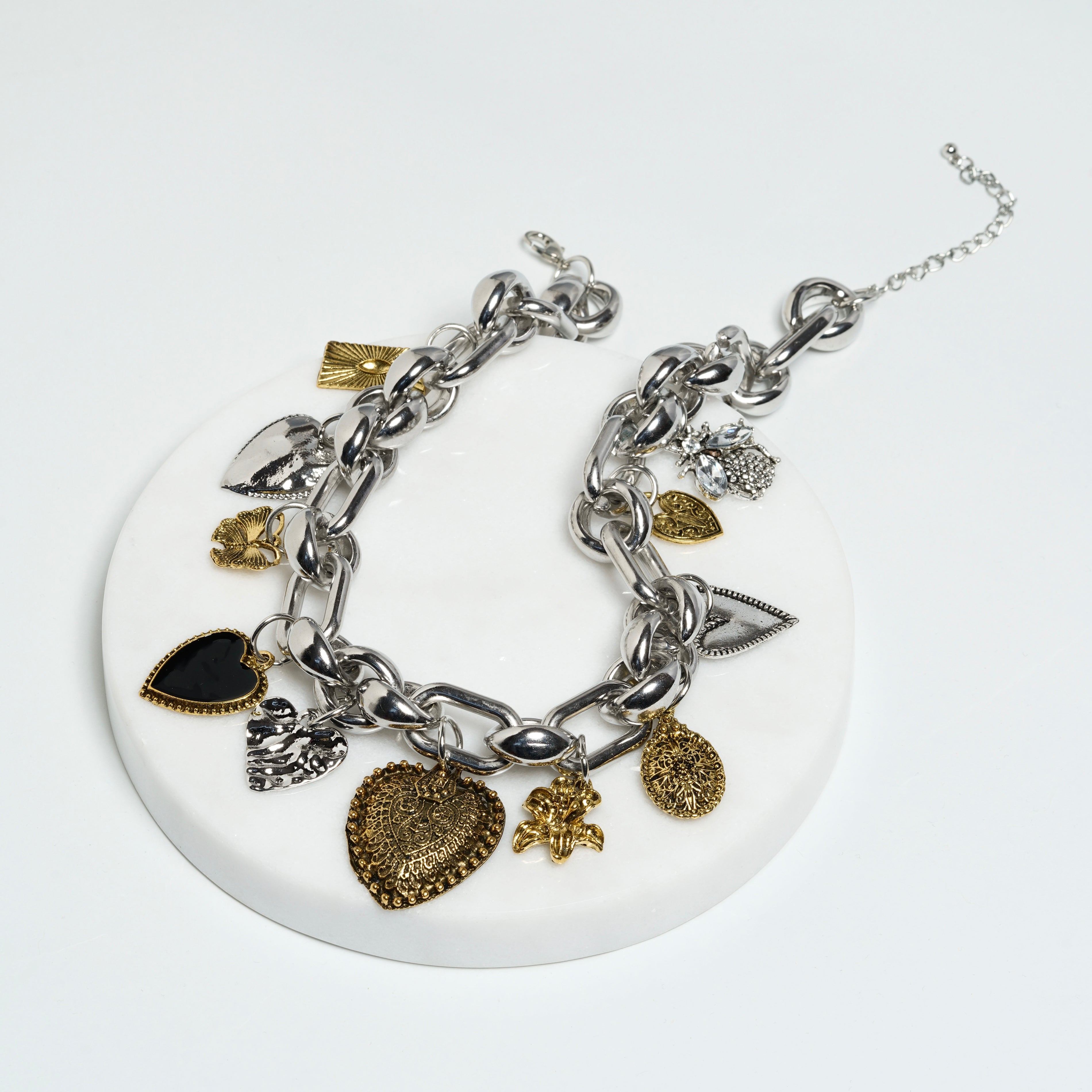 Chunky charm necklace