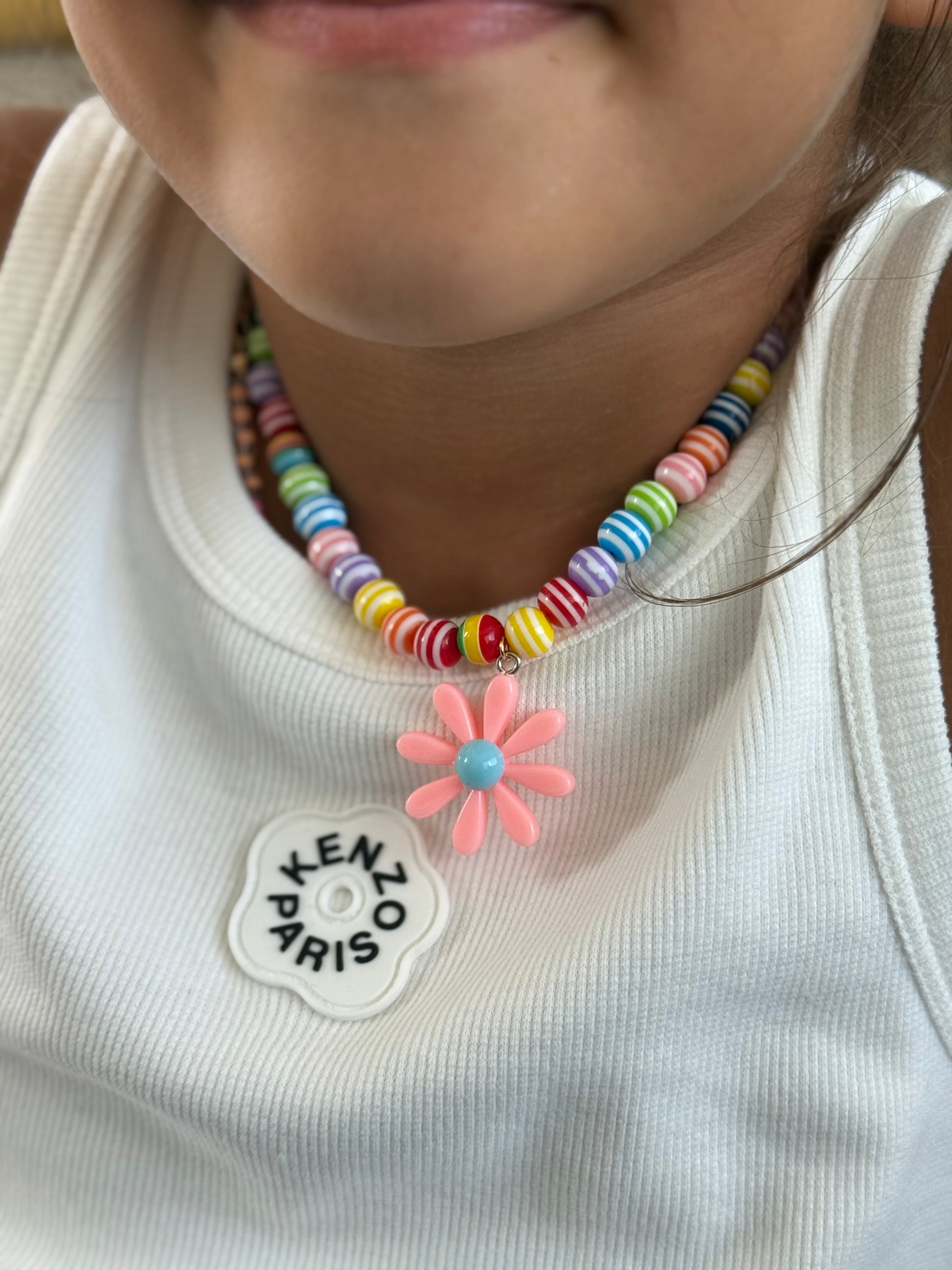 Kids rainbow daisy necklace