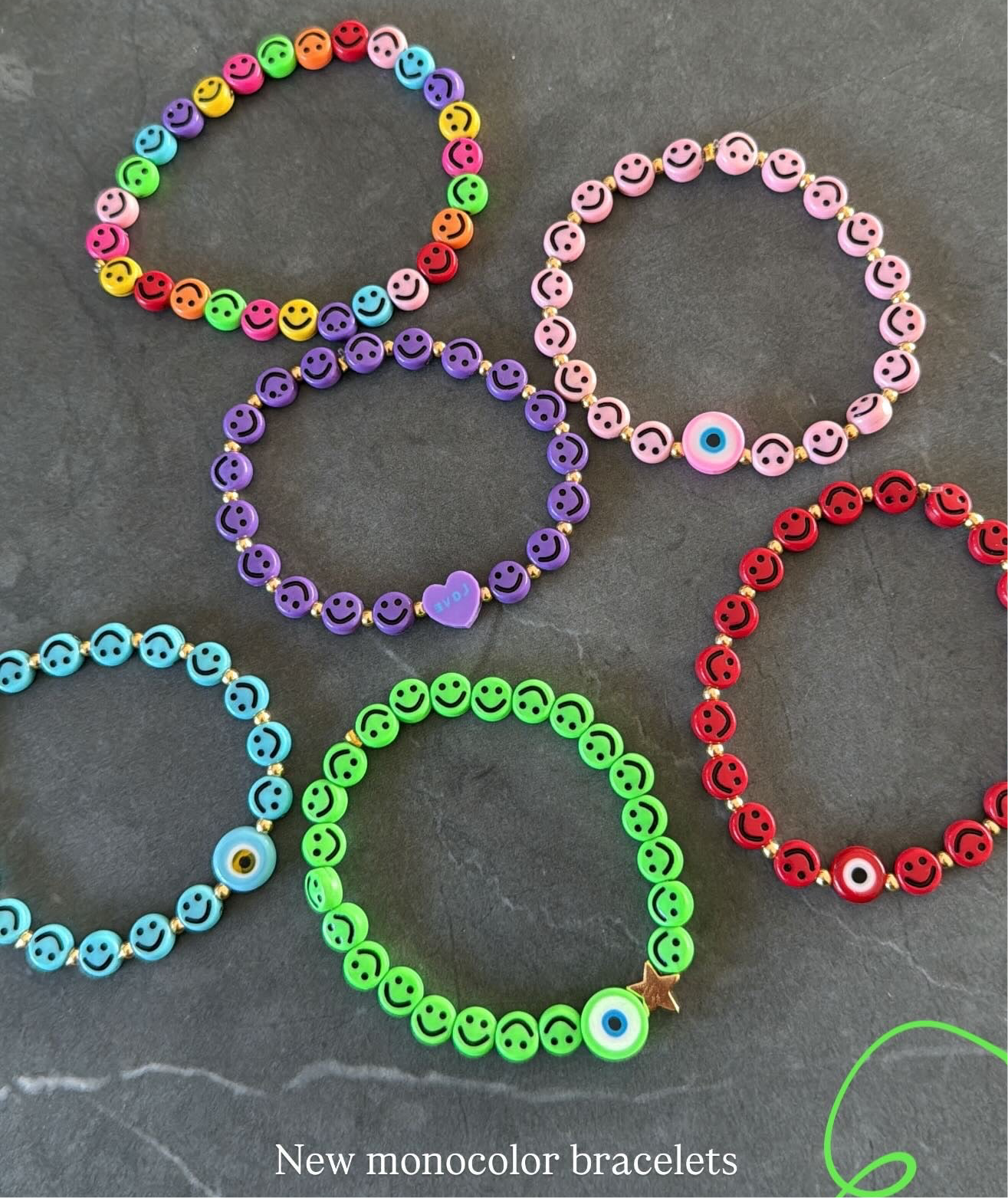 Red full smile bracelet