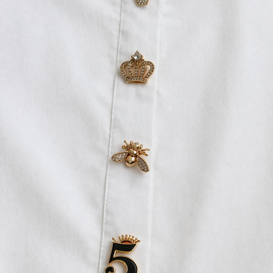 Broche buttons shirt