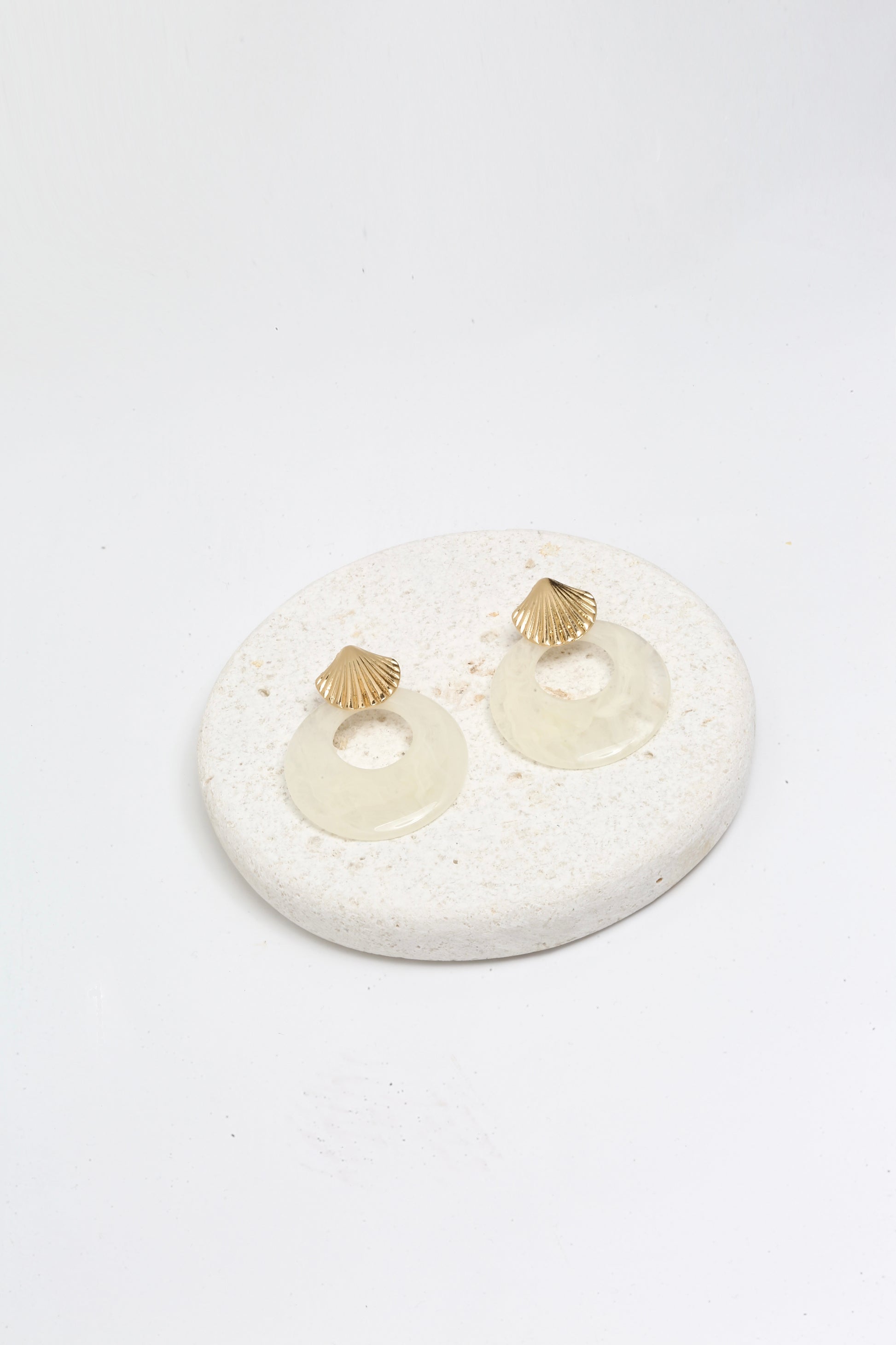 Pearly shell hoops
