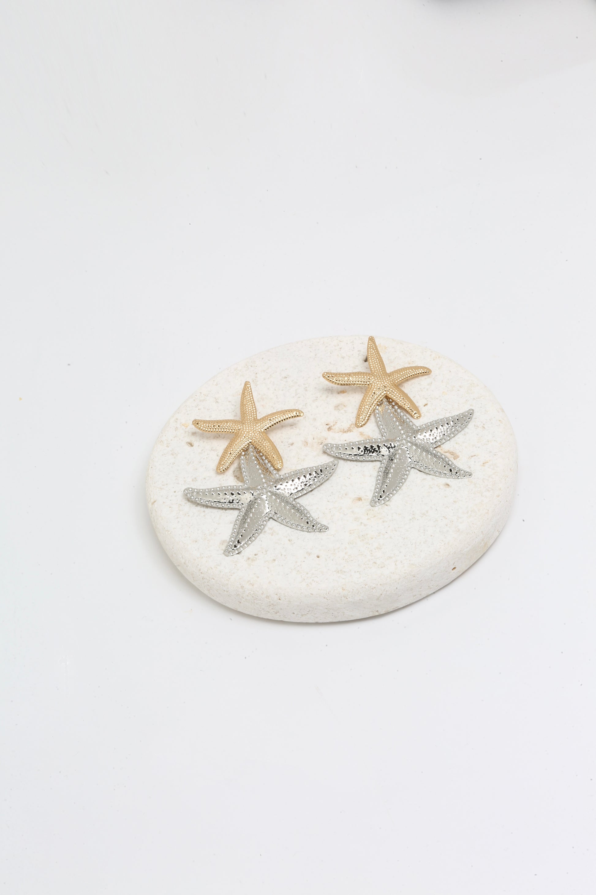 Starfish two-tone earrings