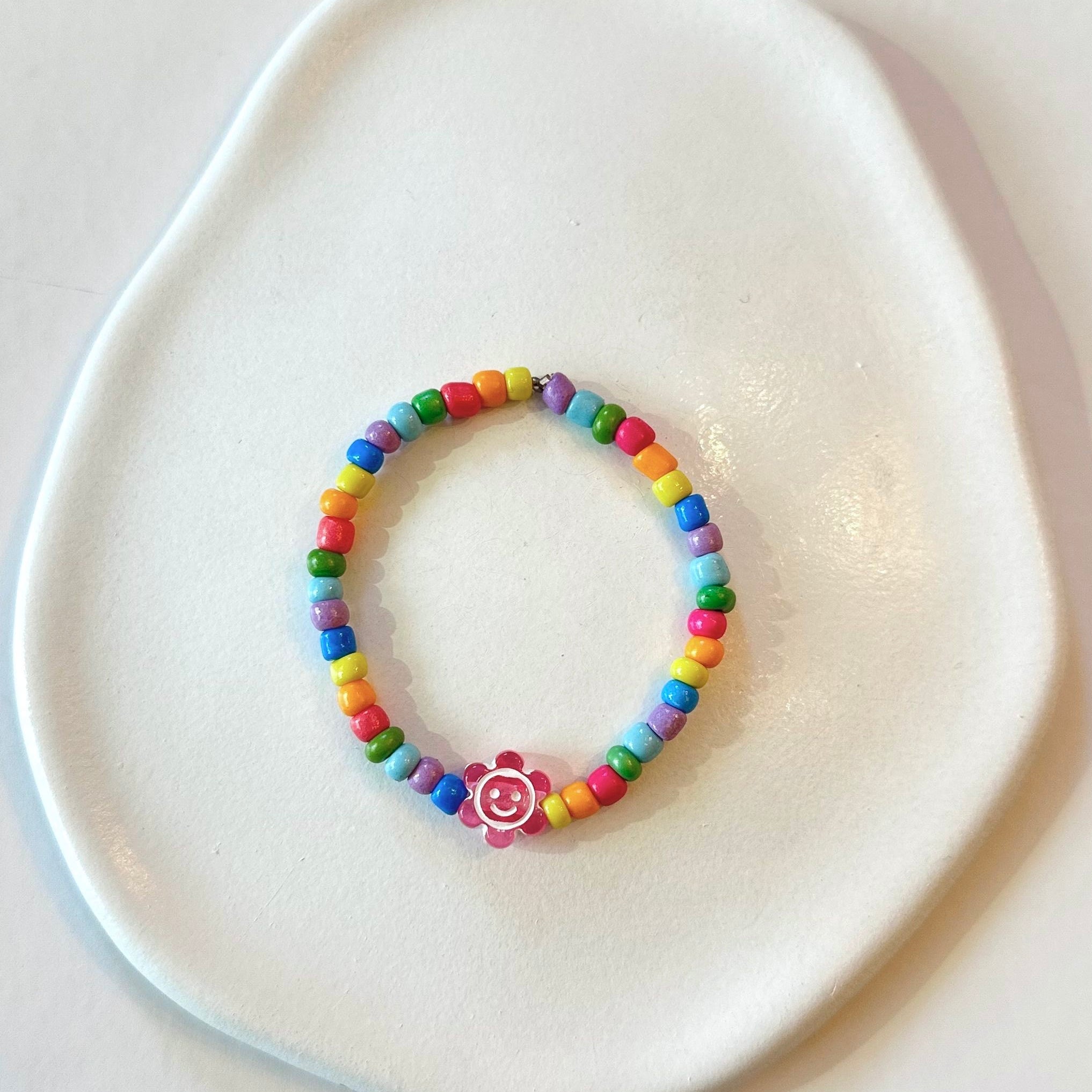 Smiley flower bracelet