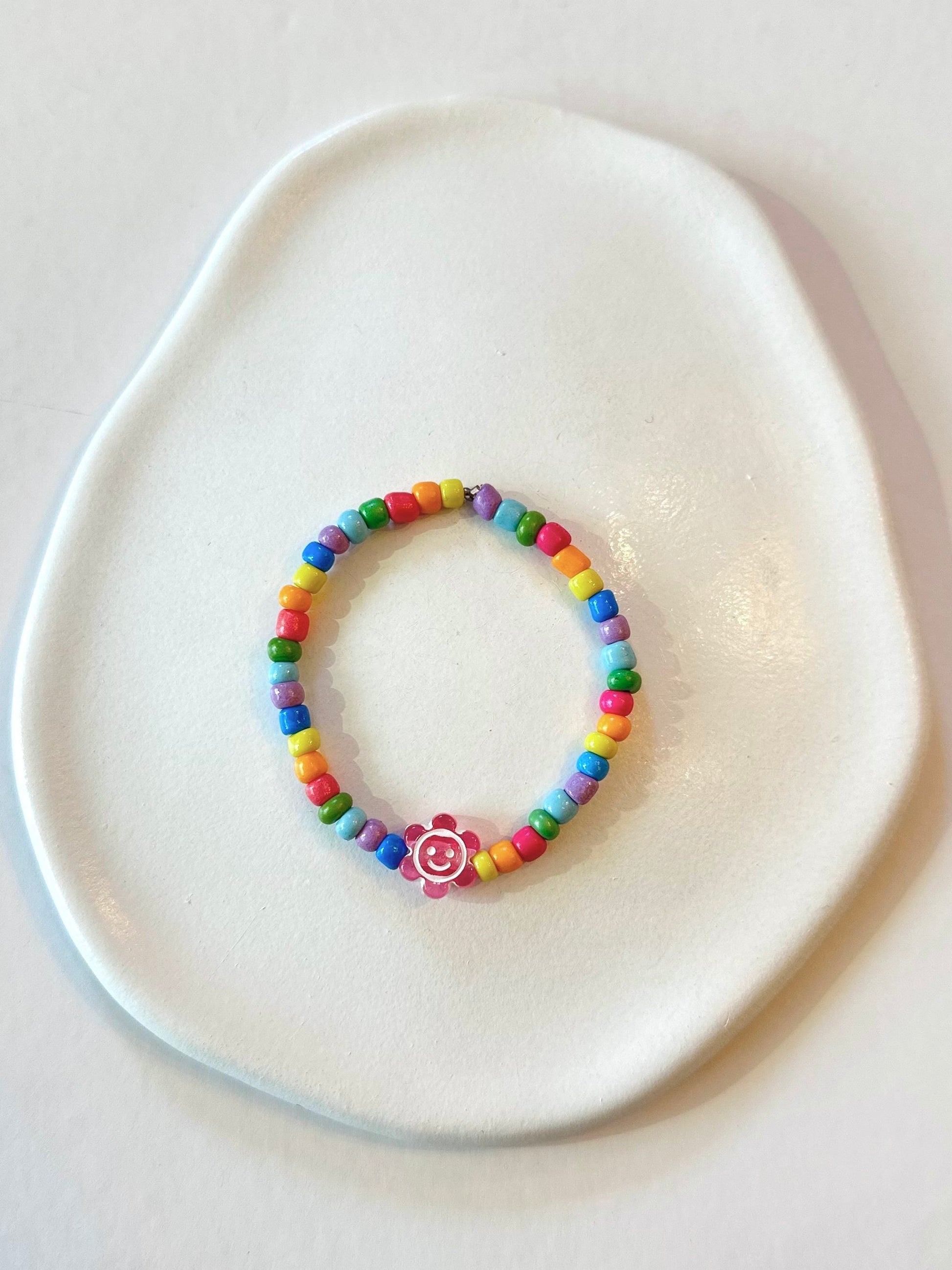 Smiley flower bracelet