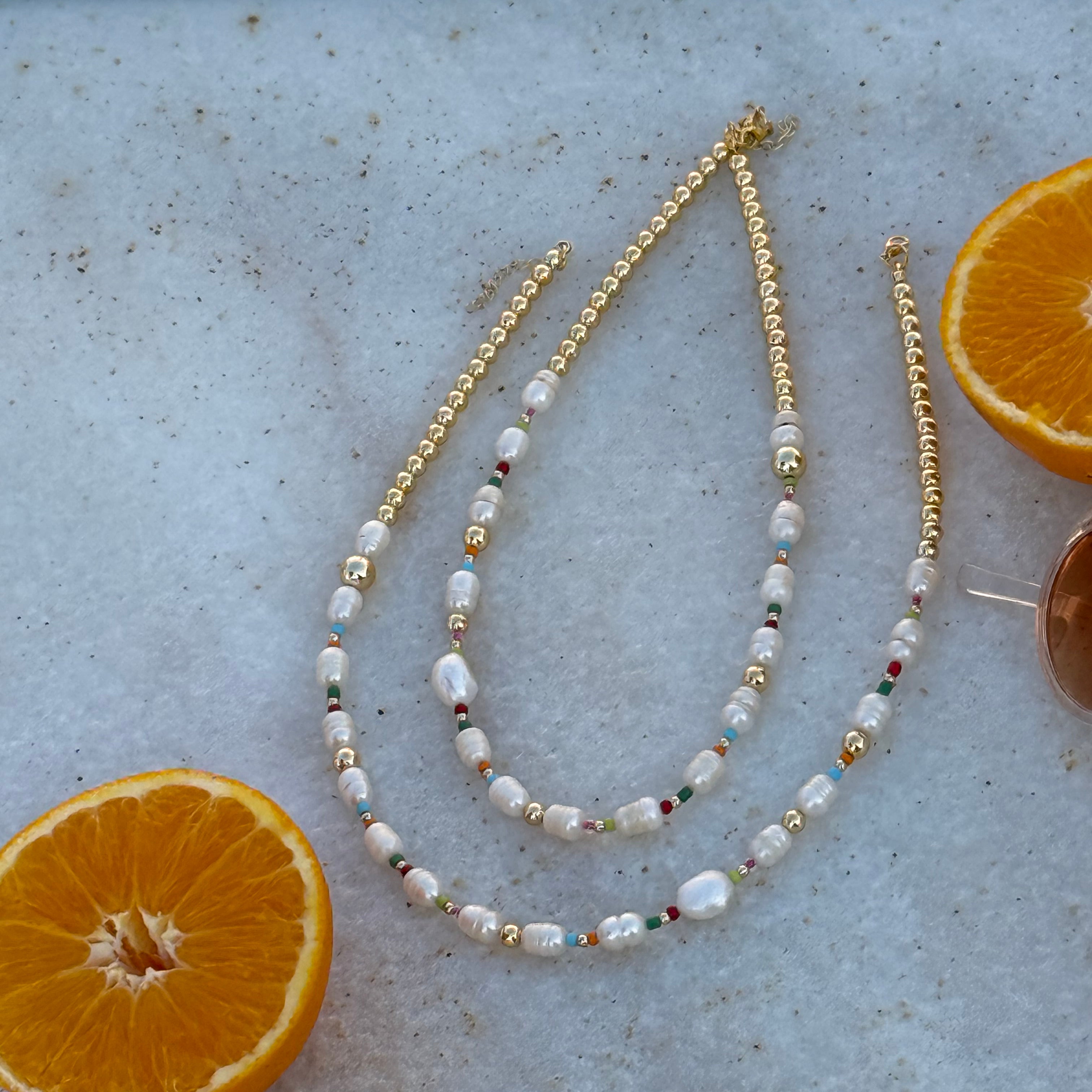 Water pearl necklace