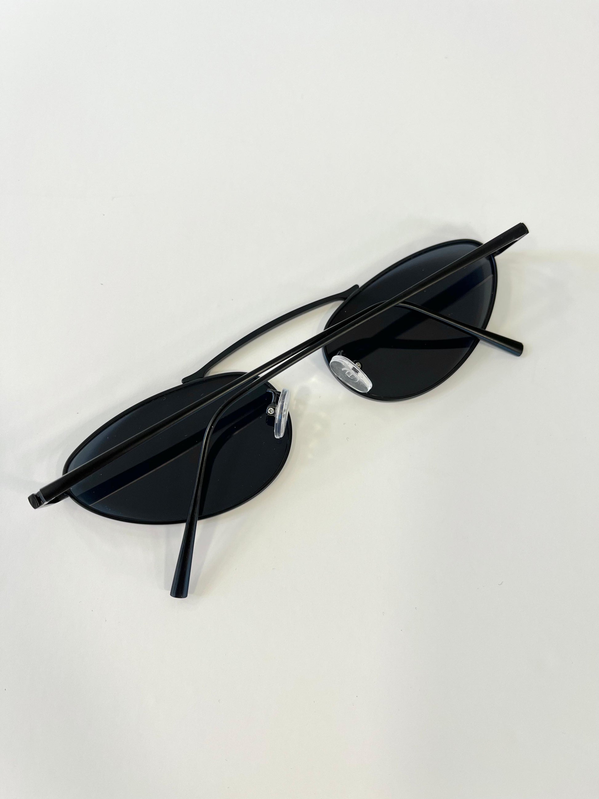 Cat eye sunglasses