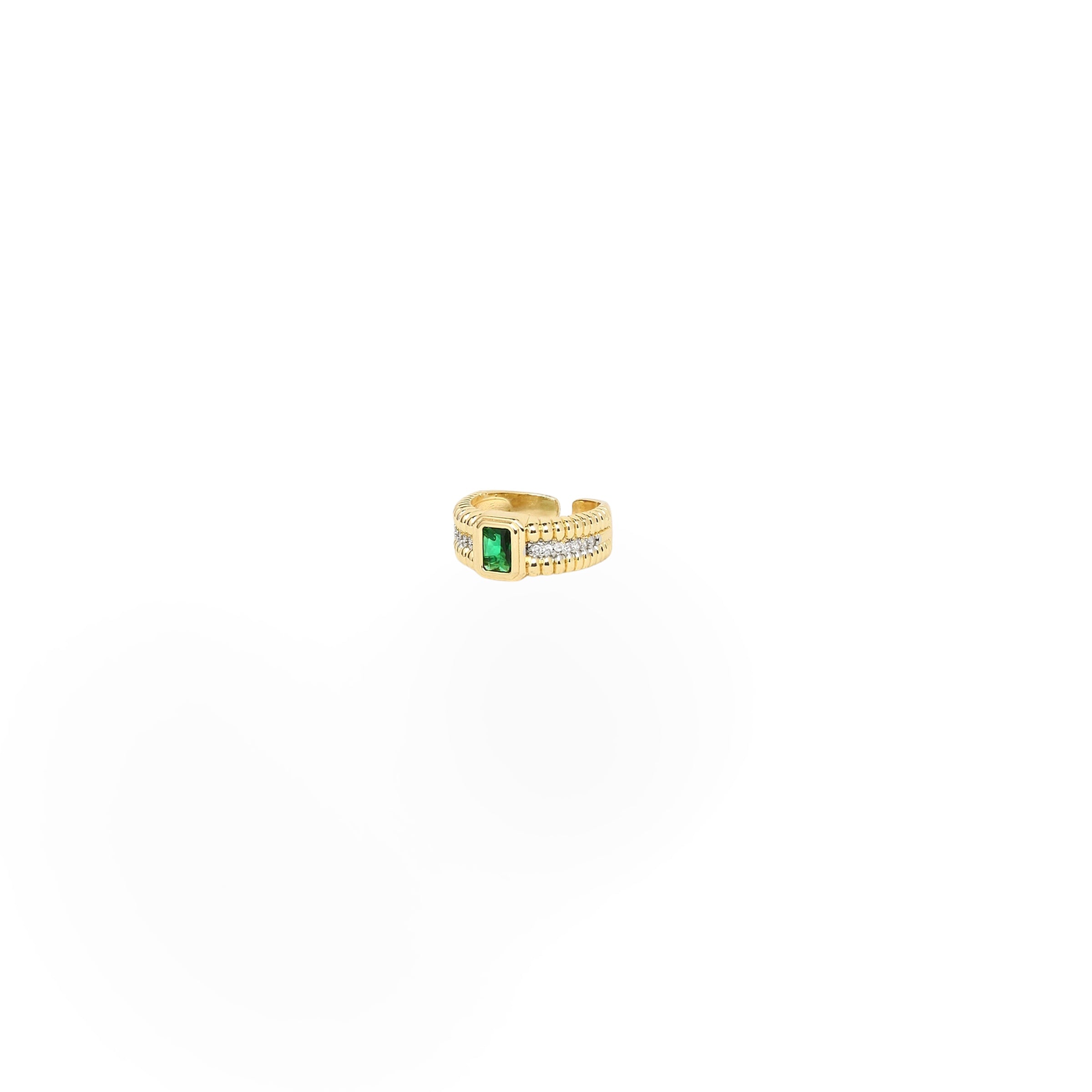 Emerald stone ring