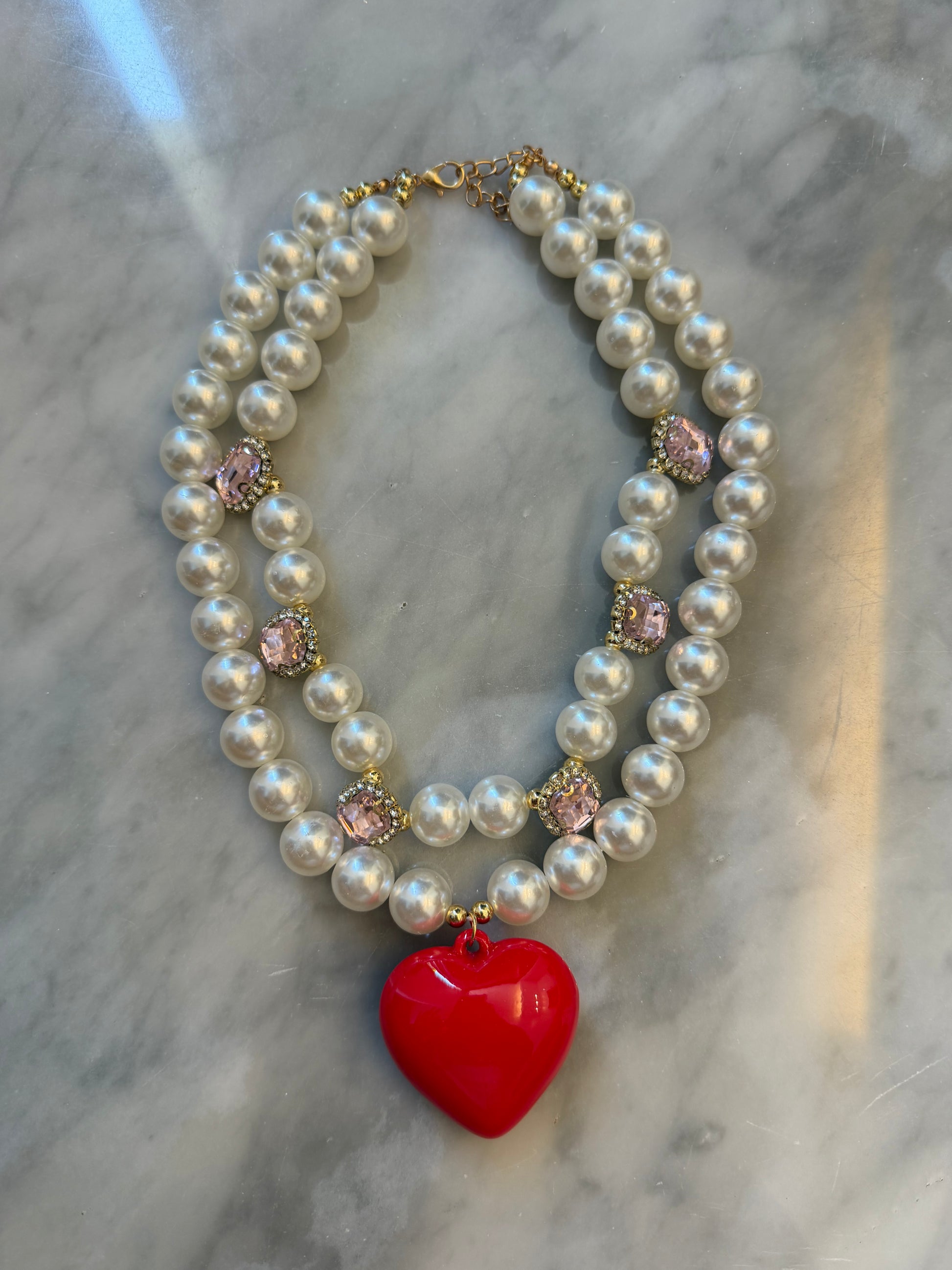 Chunky heart necklace with pink crystal stones