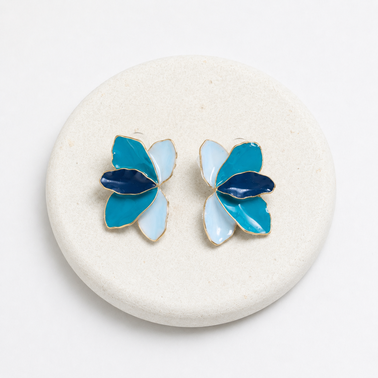 Shades of blue earrings
