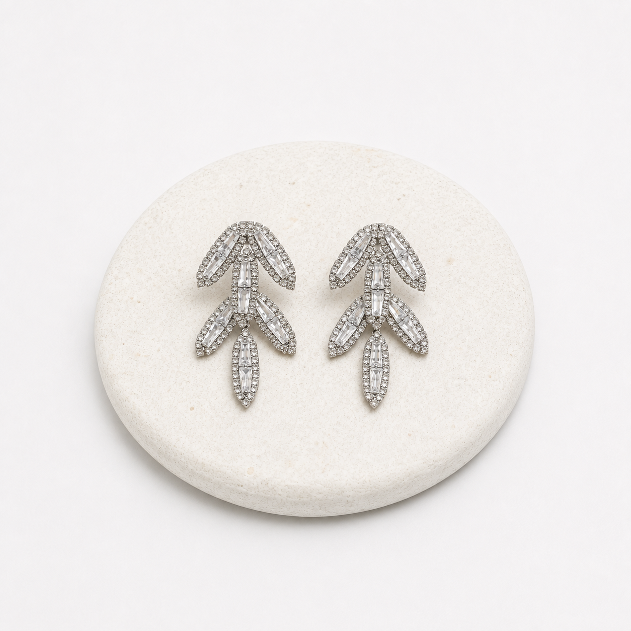 Leaf drop sparkly earrings