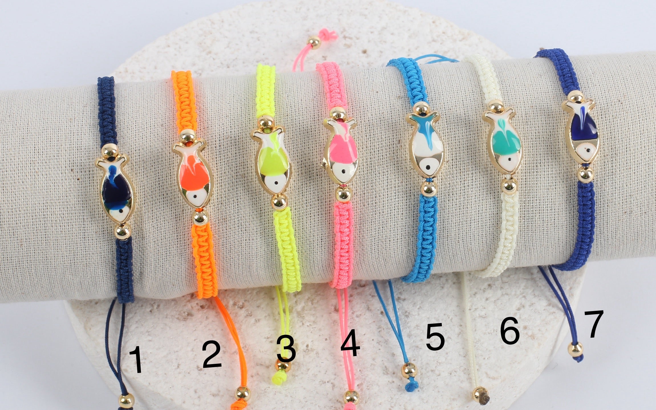 Golden fish bracelet