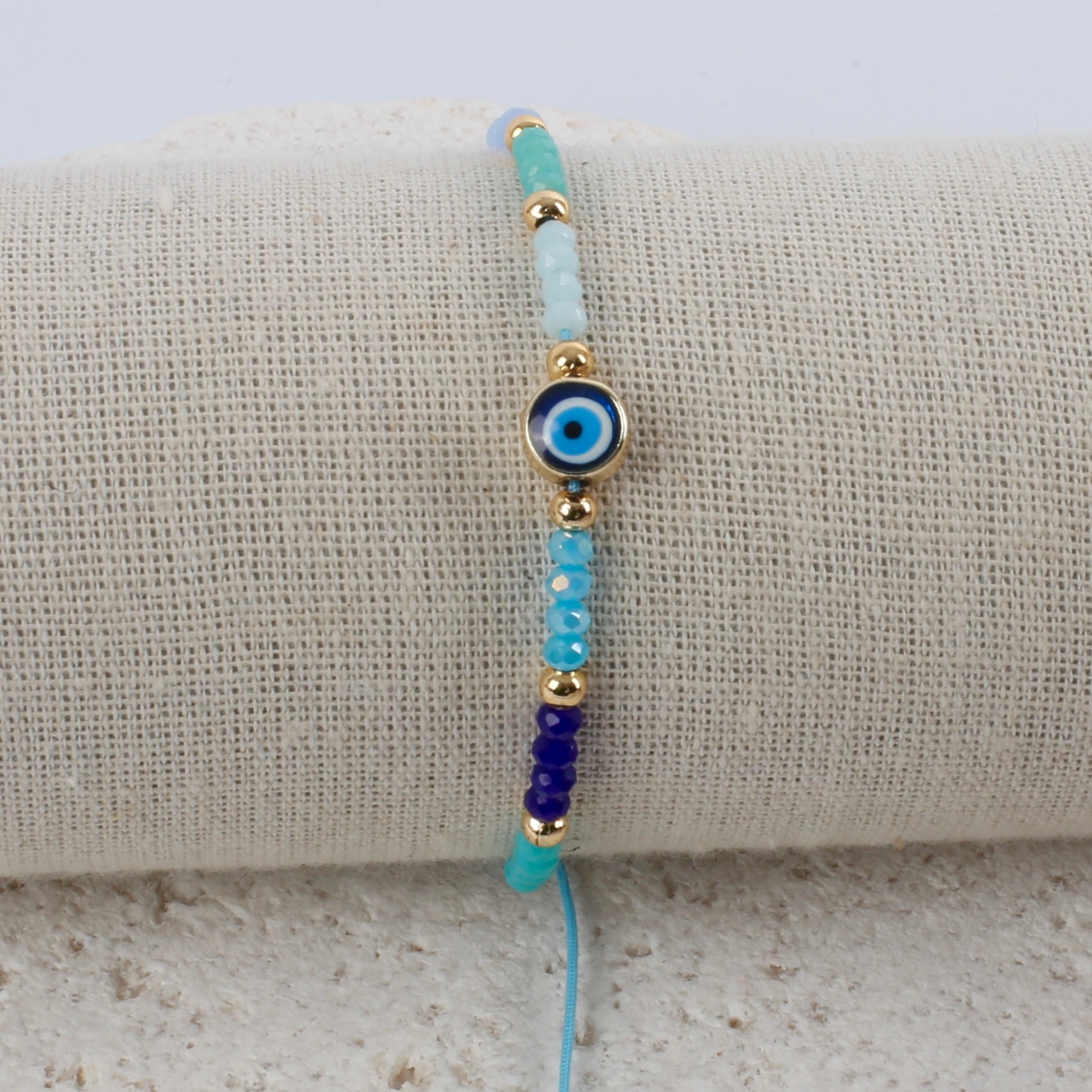 Shades of the sea bracelet