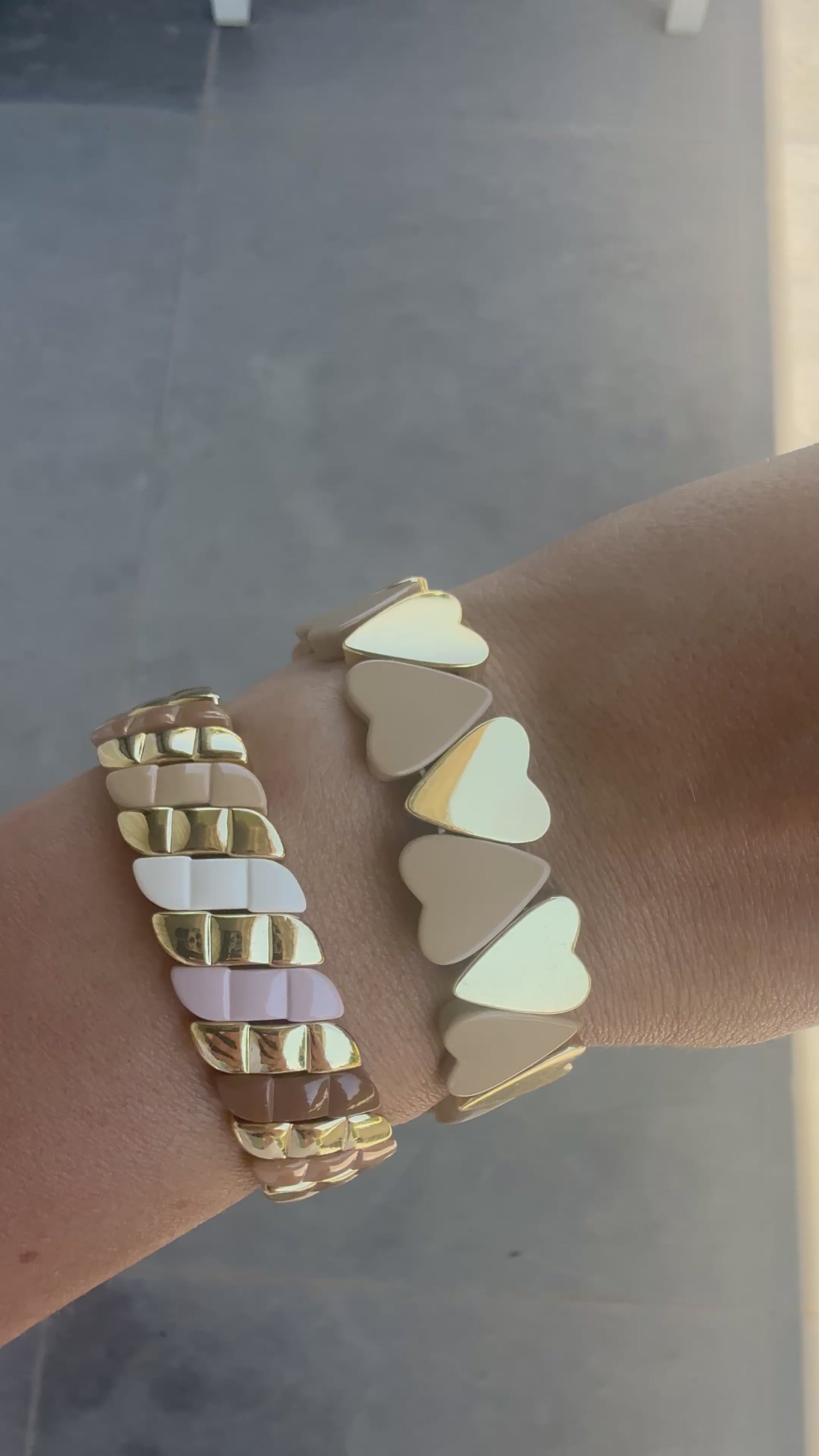 Taupe big heart enamel bracelet